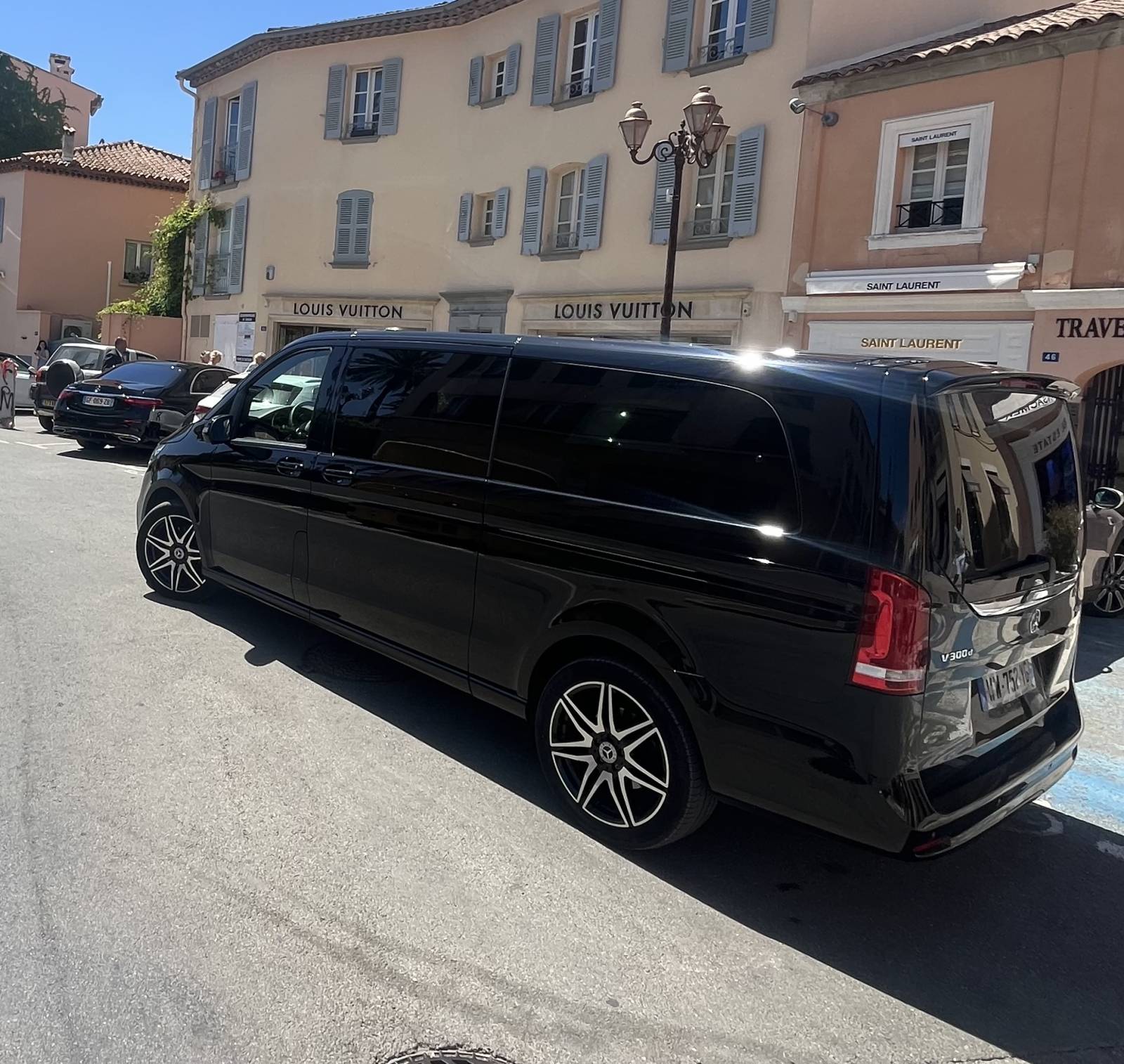 Réservation véhicule avec chauffeur de nuit pas chère Port de Croisière MPCT Marseille